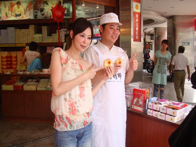 小洪師傅與冠儀合影